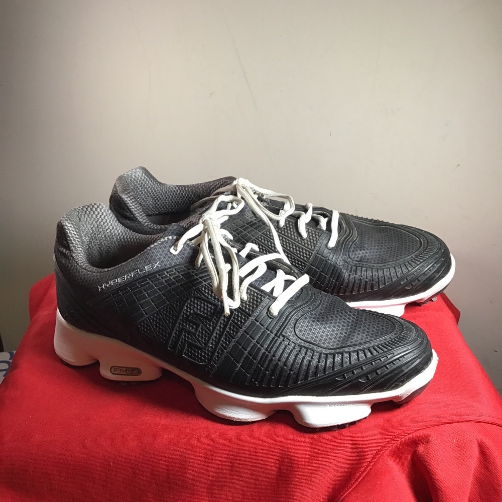 🔥FootJoy, size 9.5 Medium, used in great cond. normal wear see photos .